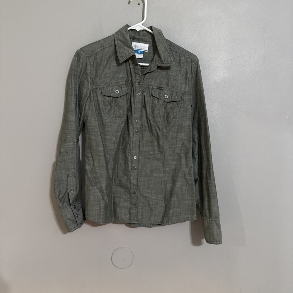 Columbia Shirt Women L Chambray-like Double Breast Pockets, Convertible Sleeves - Picture 1 of 7